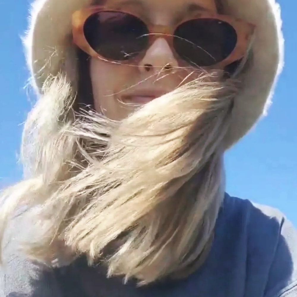 Meet your Posher, Claire